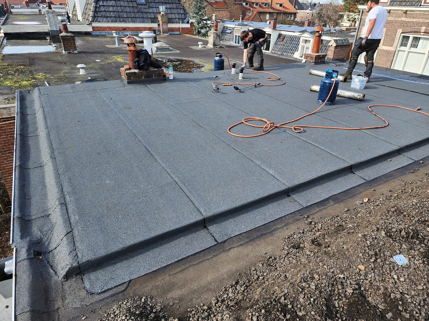 Bitumen dak isoleren